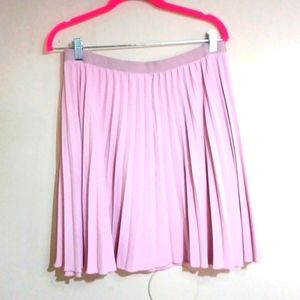 SHEIN. pleated skirt. Never worn. Size 4X. Light pink/mauve